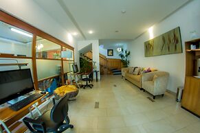 Embassy Quito Hotel