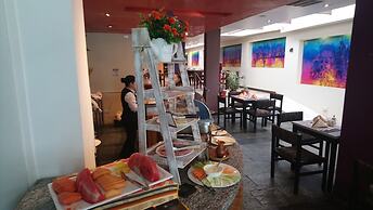 Embassy Quito Hotel