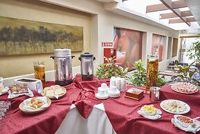 Embassy Quito Hotel