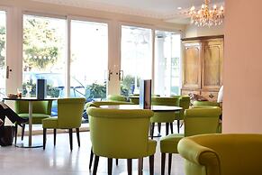 Hermitage Hotel OCEANA COLLECTION