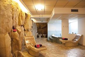 Hotel Tritone
