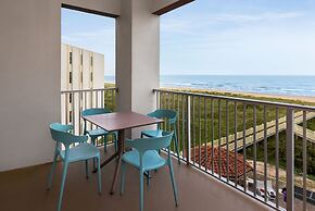 La Copa Inn Beach Hotel