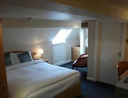 Manor Hotel
