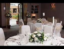 Manor Hotel