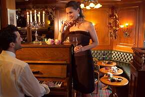 Hotel Antares