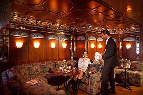 Hotel Antares