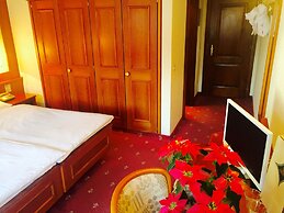 Hotel Antares