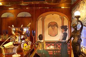 Hotel Antares