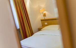 Hotel Excelsior