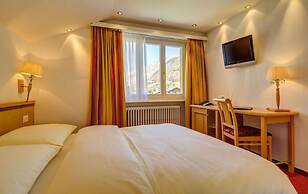 Hotel Excelsior
