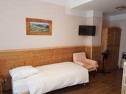 Hotel De Geneve