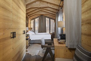 Unique Hotel Post