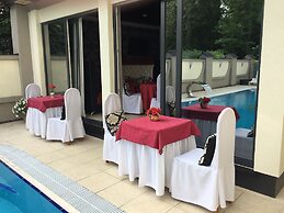 Eney Hotel