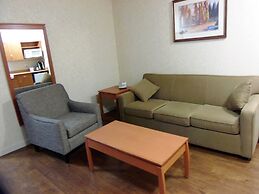 Rosslyn Inn and Suites