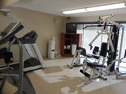 Rosslyn Inn and Suites