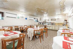 Hotel San Moisè