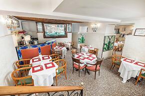 Hotel San Moisè