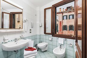 Hotel San Moisè