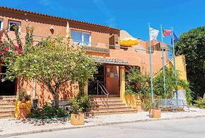 Costa D’Oiro Ambiance Village