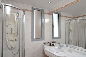 Athens Atrium Hotel and Suites