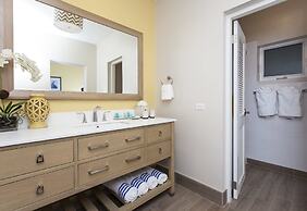 Oyster Bay Beach Resort