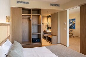 Pilot Beach Resort