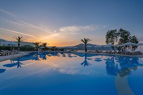 Pilot Beach Resort