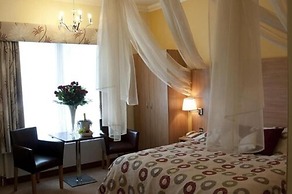Queensgate Hotel