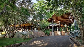 Deer Park Hotel