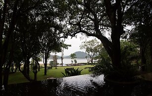 Deer Park Hotel