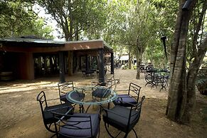 Deer Park Hotel