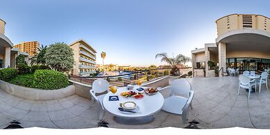 Hotel Puente Real