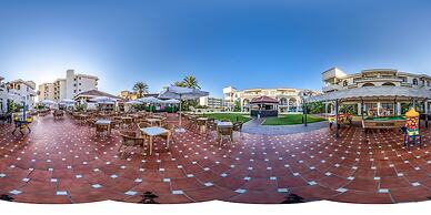 Hotel Puente Real