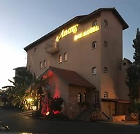 Anais Bay Hotel