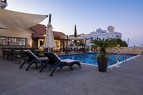 Anais Bay Hotel