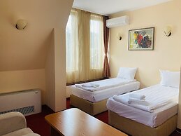 Alegro Hotel