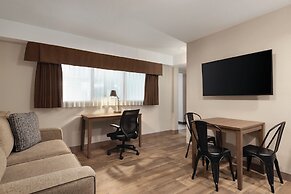 Canalta Hotel Airdrie