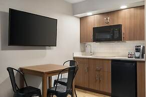 Canalta Hotel Airdrie