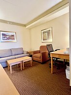 Waterloo Suites Hotel, Trademark Collection by Wyndham