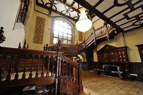 Pendley Manor