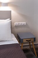 Dilion Hotel