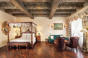 Iron Gate Hotel & Suites Prague by BHG