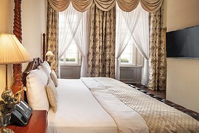 Iron Gate Hotel & Suites Prague by BHG
