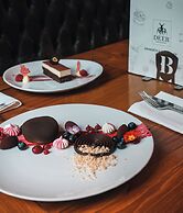 Iron Gate Hotel & Suites Prague by BHG