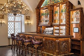 Iron Gate Hotel & Suites Prague by BHG