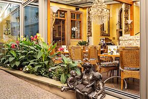 Iron Gate Hotel & Suites Prague by BHG