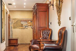 Iron Gate Hotel & Suites Prague by BHG
