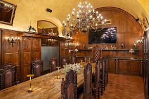 Iron Gate Hotel & Suites Prague by BHG