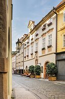 Iron Gate Hotel & Suites Prague by BHG
