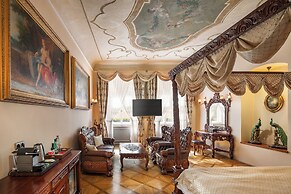 Iron Gate Hotel & Suites Prague by BHG